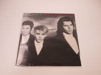Load image into Gallery viewer, Duran Duran Notorious EMI EMS-91202 with OBI Poster Japan LP Vinyl
