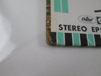 Load image into Gallery viewer, WINGS WILD LIFE APPLE EPS-80233 with OBI Japan LP Vinyl
