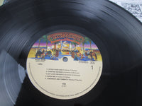 Load image into Gallery viewer, Kiss Love Gun ROOC-2016 with OBI Japan LP Vinyl
