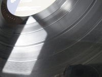 Load image into Gallery viewer, Creamy Mami Hitech 25AGL-3011 with OBI Japan LP Vinyl
