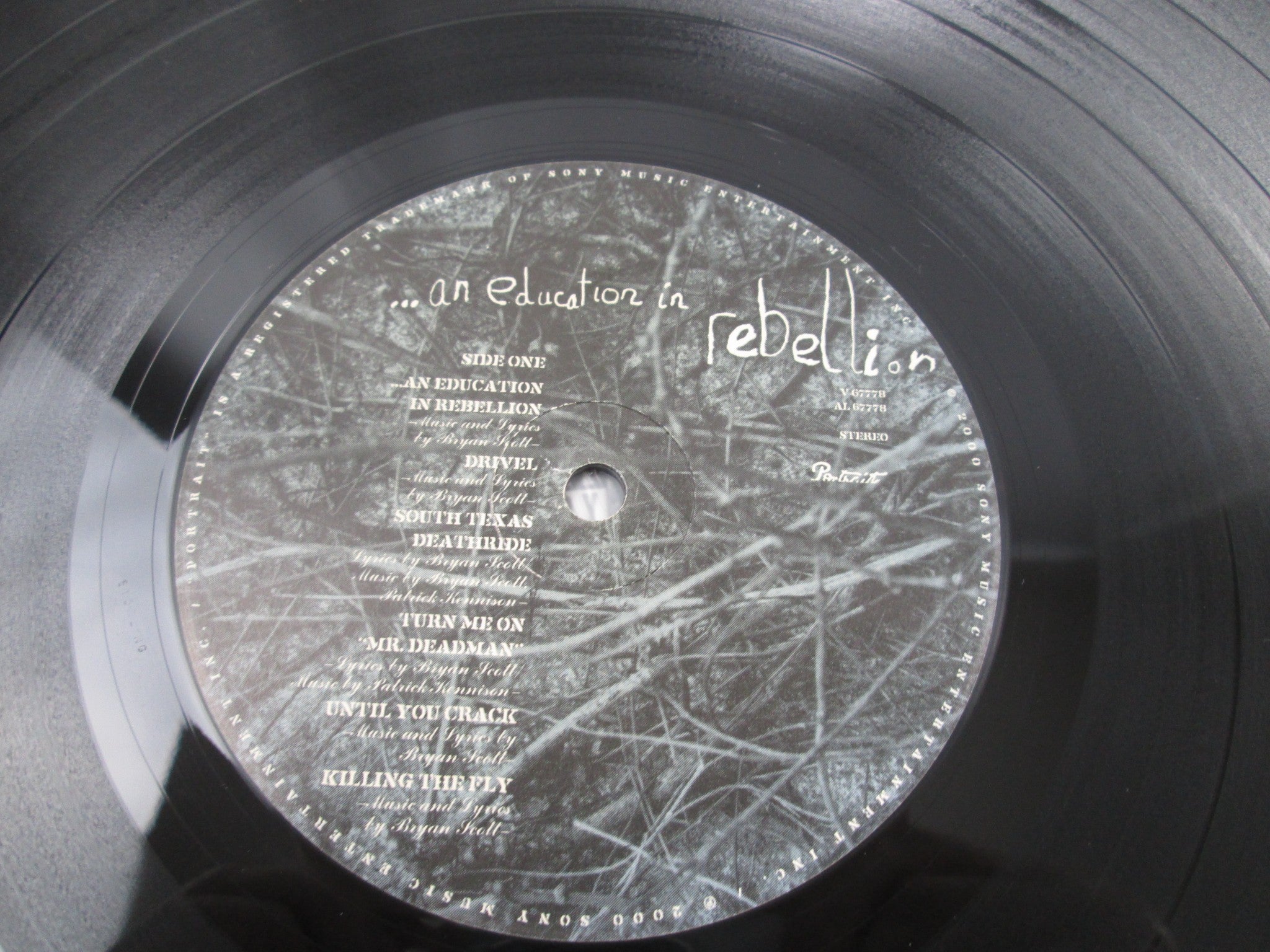 The Union Underground An Education In Rebellion 67778-S1 LP