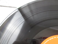 Load image into Gallery viewer, FOCUS HAMBURGER CONCERTO POLYDOR MP-2385 with OBI Japan LP Vinyl
