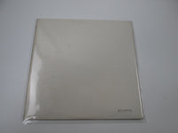 Load image into Gallery viewer, BEATLES WHITE ALBUM APPLE AP-8570,1 with OBI Japan LP Vinyl

