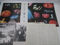 Load image into Gallery viewer, Genesis Seconds Out SFX-10036,7 with OBI Japan LP Vinyl
