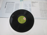 Load image into Gallery viewer, Quincy Jones ‎Walking In Space C25Y 3803 with OBI Japan LP Vinyl

