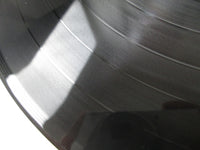 Load image into Gallery viewer, Blue Öyster Cult Spectres 25AP 831 with OBI Japan LP Vinyl
