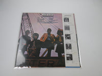 Load image into Gallery viewer, Bee Gees ‎Horizontal MW 2101 with OBI Japan LP Vinyl
