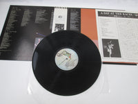 Load image into Gallery viewer, QUEEN A DAY AT THE RACES ELEKTRA P-10300E with OBI Japan LP Vinyl
