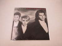Load image into Gallery viewer, Duran Duran Notorious EMI EMS-91202 with OBI Poster Japan LP Vinyl
