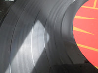 Load image into Gallery viewer, PINK FLOYD DARK SIDE OF THE MOON EMI EMS-80324 with OBI Poster Japan LP Vinyl
