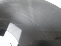 Load image into Gallery viewer, David Bowie Let's Dance EMI America EYS-81580 with OBI Japan LP Vinyl B
