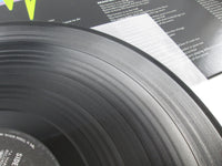 Load image into Gallery viewer, Pink Floyd The Dark Side Of The Moon EOP-80375 with OBI Japan  LP
