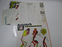 Load image into Gallery viewer, MILES DAVIS STAR PEOPLE COLUMBIA 25AP 2530 with OBI Japan LP Vinyl

