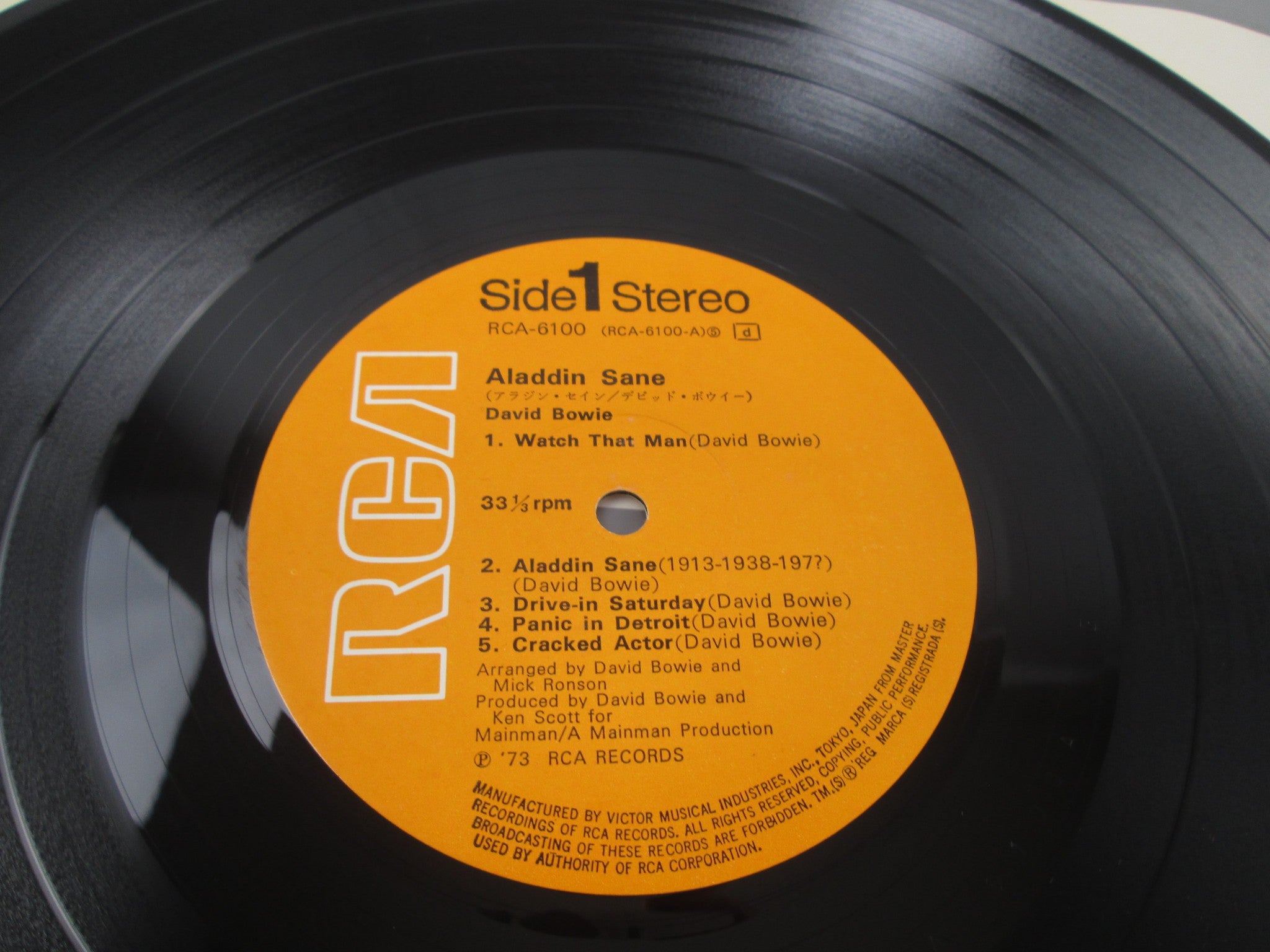 David Bowie Aladdin Sane RCA RCA-6100 with glam rock OBI